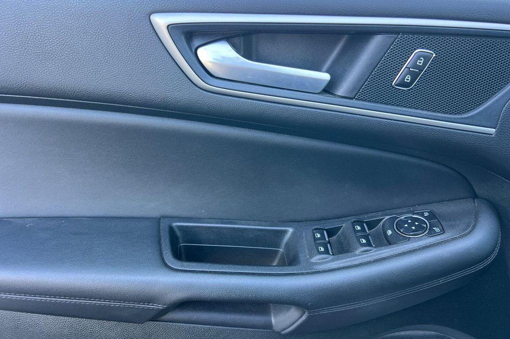 used 2024 Ford Edge car, priced at $22,998
