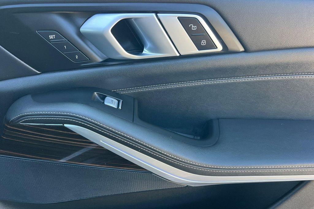used 2025 BMW X7 car, priced at $71,798