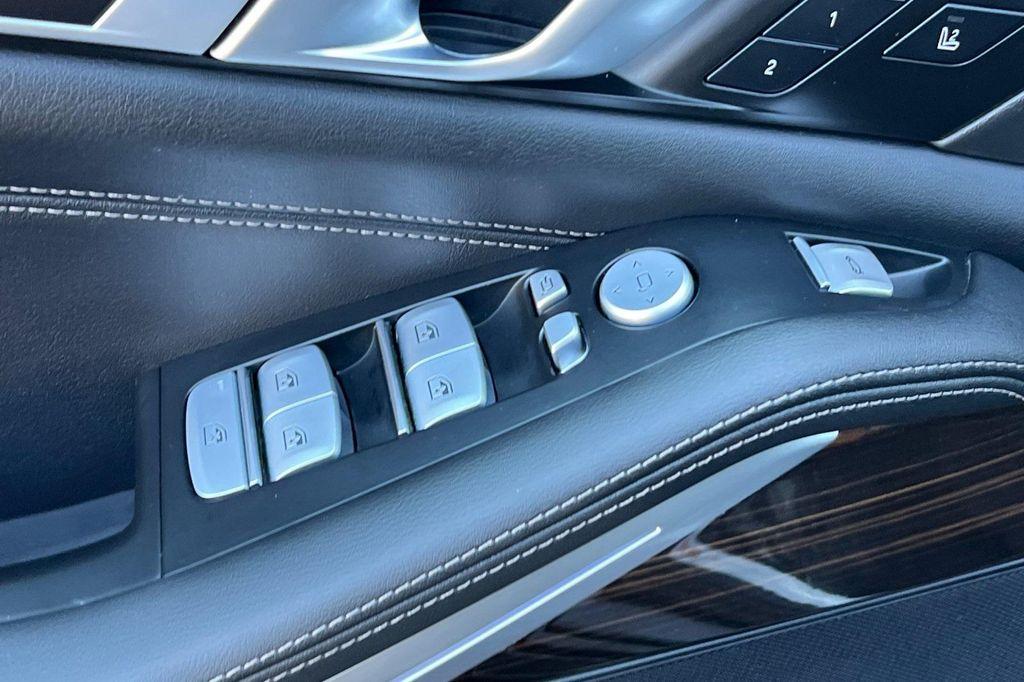used 2025 BMW X7 car, priced at $71,798