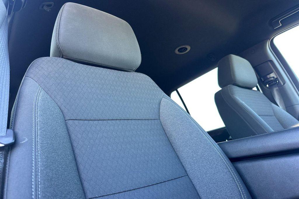 used 2021 Chevrolet Suburban car, priced at $40,998