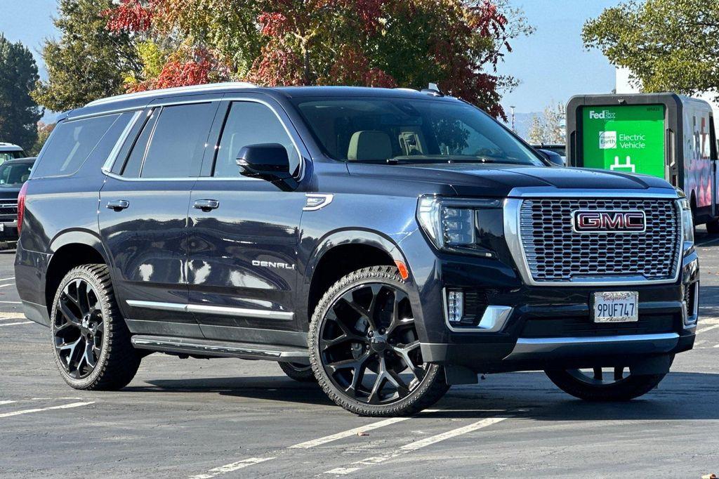 used 2021 GMC Yukon car, priced at $52,598
