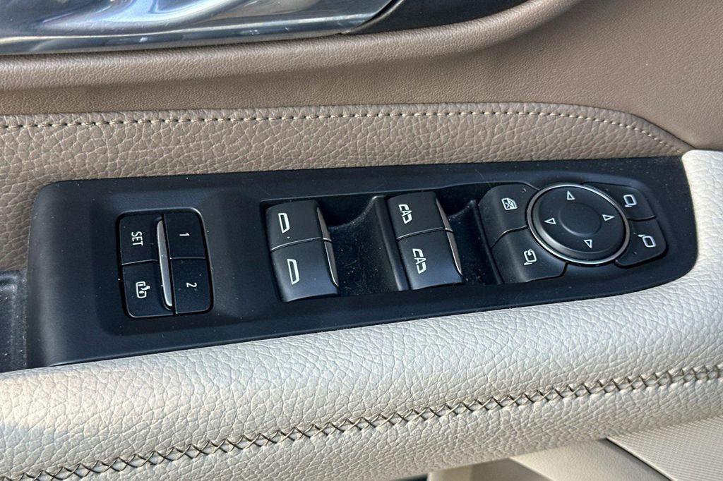 used 2021 GMC Yukon car, priced at $52,598