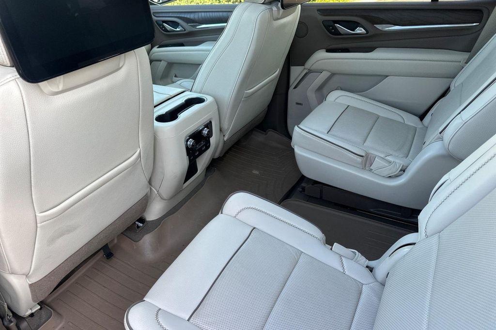 used 2021 GMC Yukon car, priced at $52,598