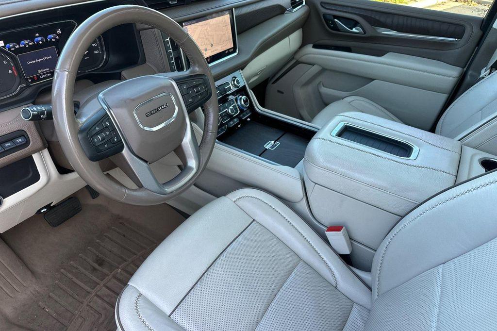 used 2021 GMC Yukon car, priced at $52,598