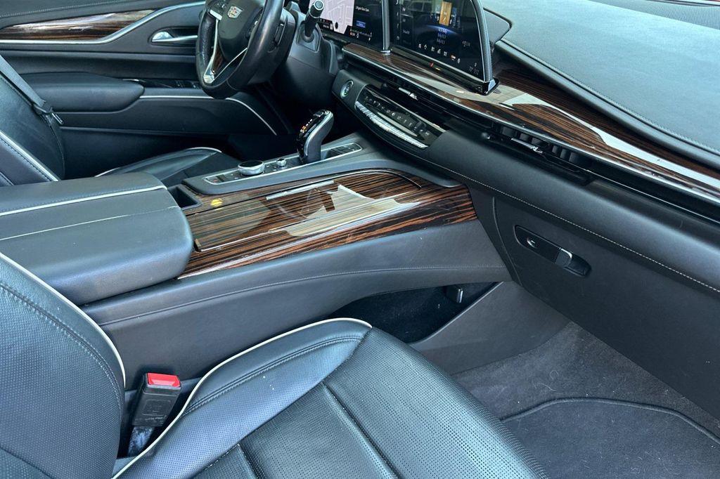 used 2022 Cadillac Escalade car, priced at $55,998