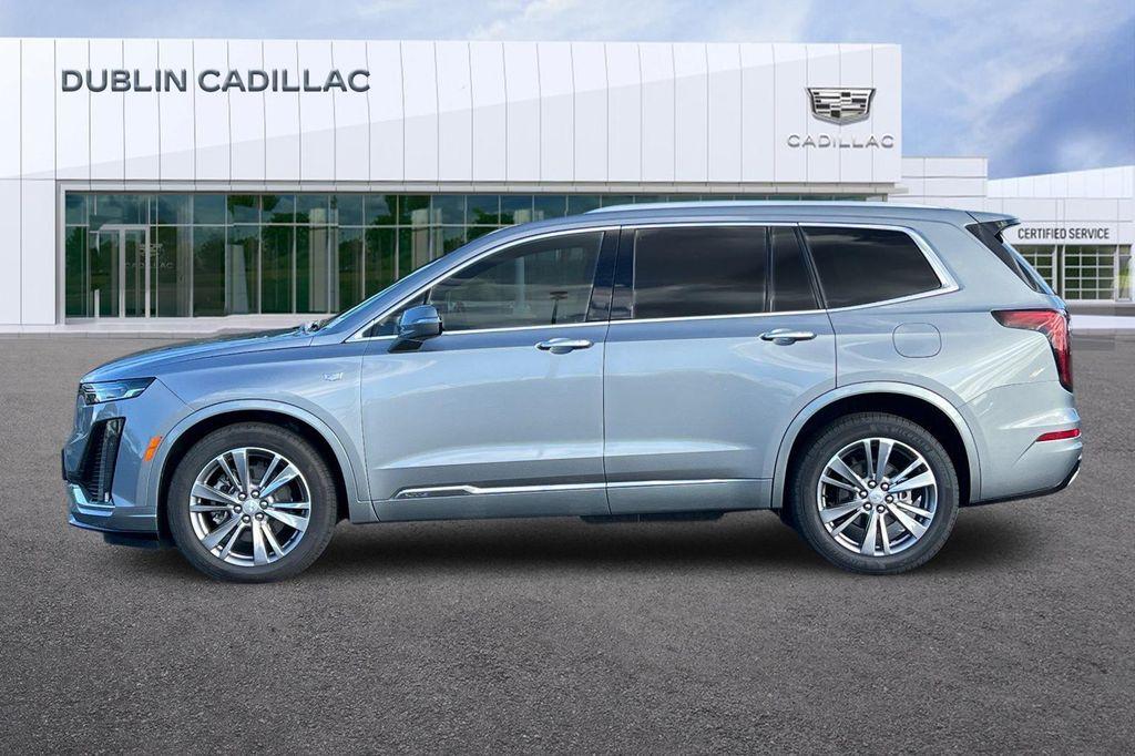 used 2025 Cadillac XT6 car, priced at $41,998
