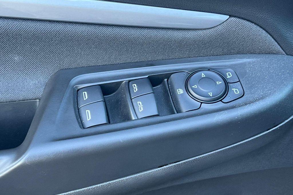 used 2022 Chevrolet Bolt EUV car, priced at $19,998