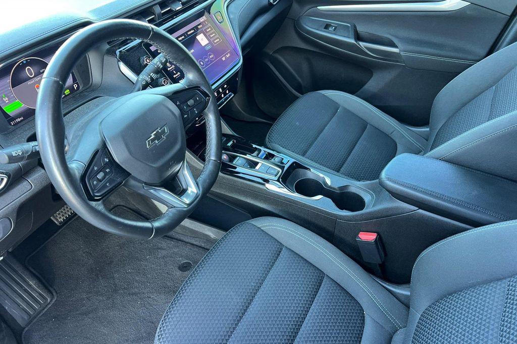 used 2022 Chevrolet Bolt EUV car, priced at $19,998