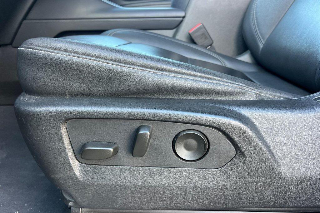 used 2024 Chevrolet Tahoe car, priced at $49,998