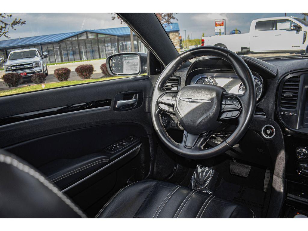 used 2022 Chrysler 300 car, priced at $25,500