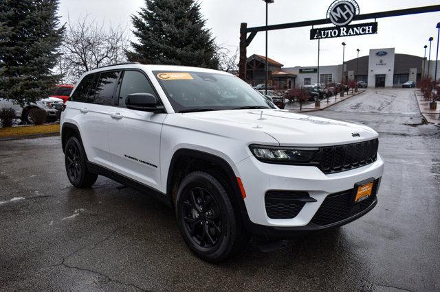 used 2024 Jeep Grand Cherokee car, priced at $36,911