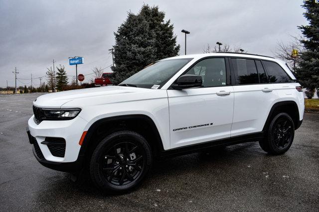 used 2024 Jeep Grand Cherokee car, priced at $36,911