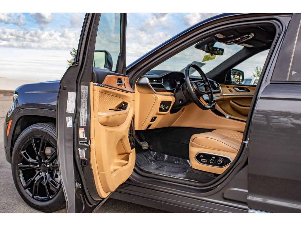 used 2022 Jeep Grand Cherokee car, priced at $30,901