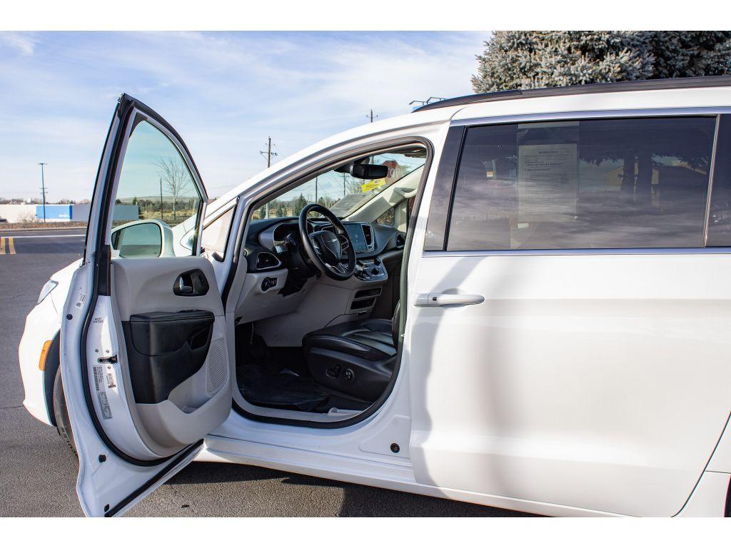 used 2022 Chrysler Pacifica car, priced at $24,500