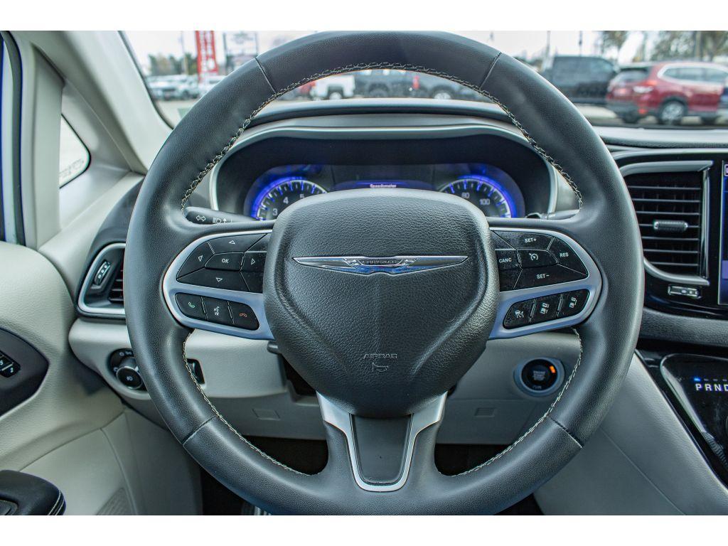 used 2022 Chrysler Pacifica car, priced at $24,500