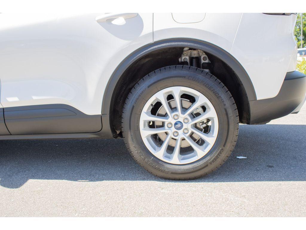 used 2022 Ford Escape car, priced at $18,500