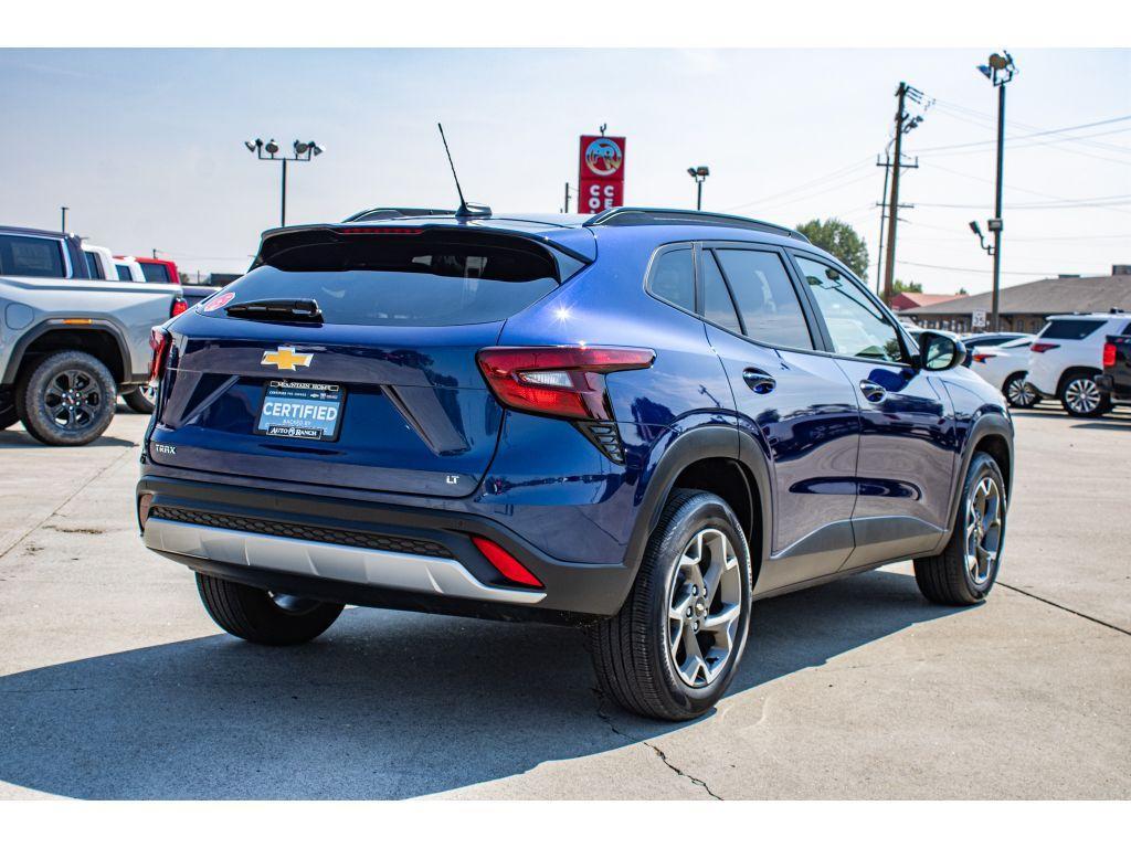 used 2024 Chevrolet Trax car, priced at $20,911