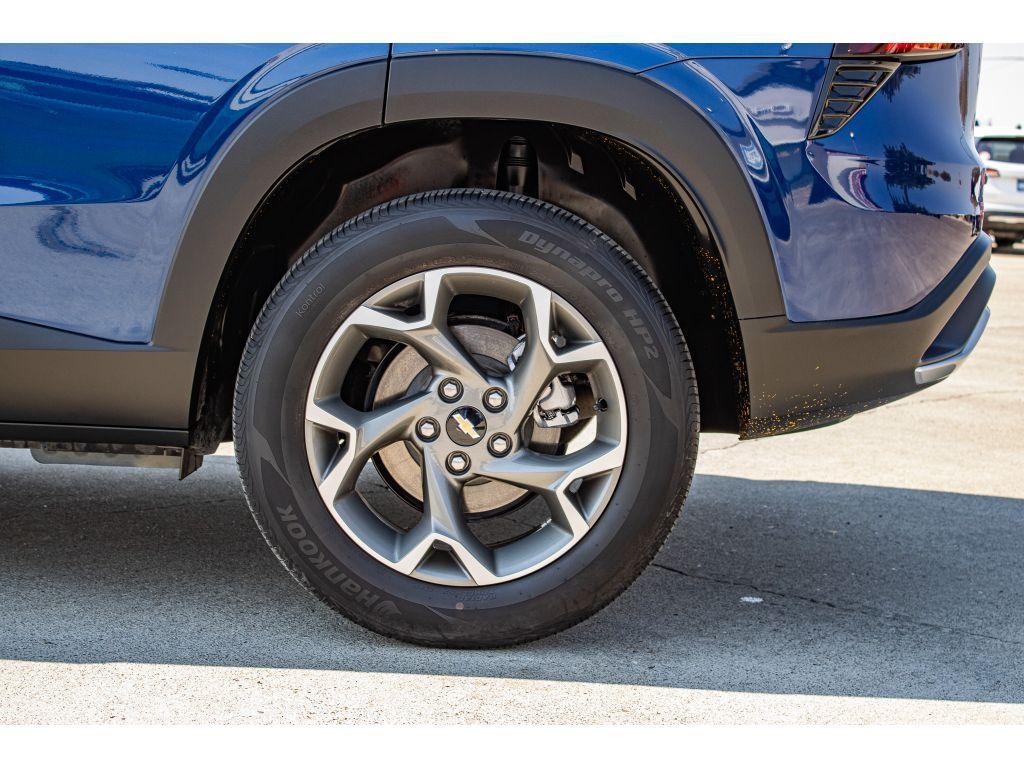 used 2024 Chevrolet Trax car, priced at $20,911