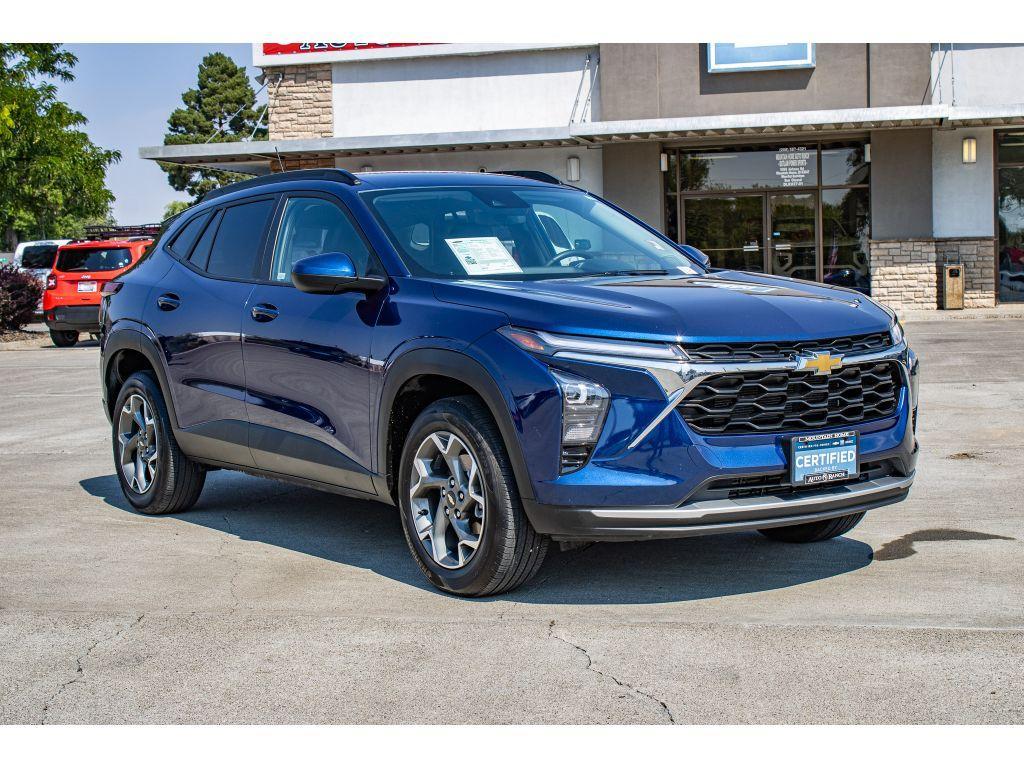 used 2024 Chevrolet Trax car, priced at $20,911