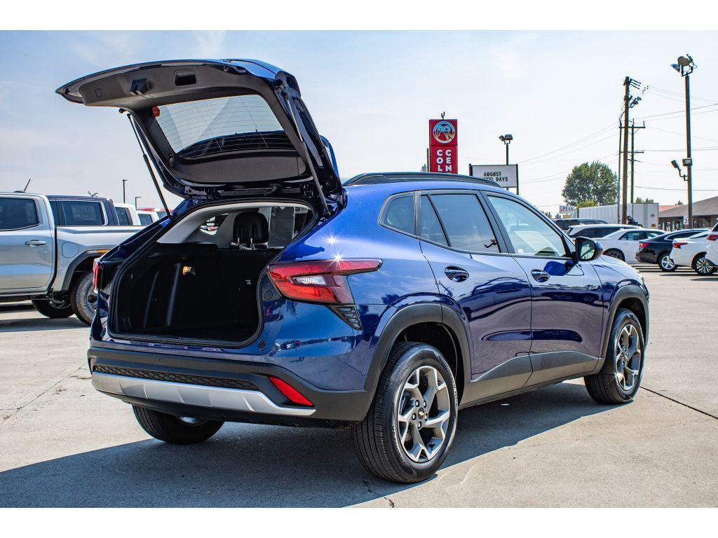 used 2024 Chevrolet Trax car, priced at $20,911