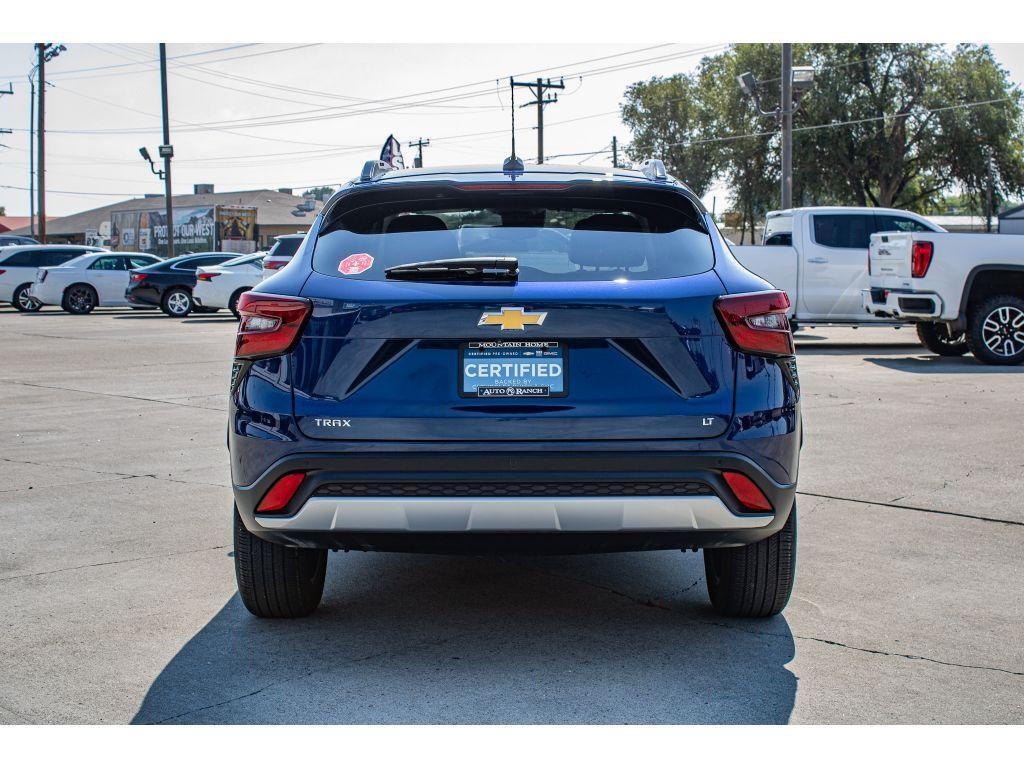 used 2024 Chevrolet Trax car, priced at $20,911