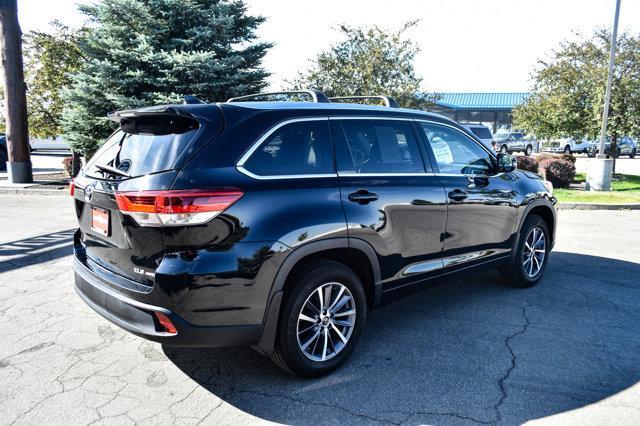 used 2018 Toyota Highlander car, priced at $28,500