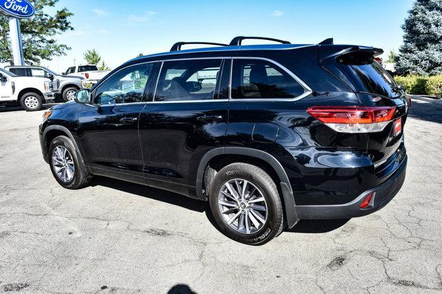 used 2018 Toyota Highlander car, priced at $28,500