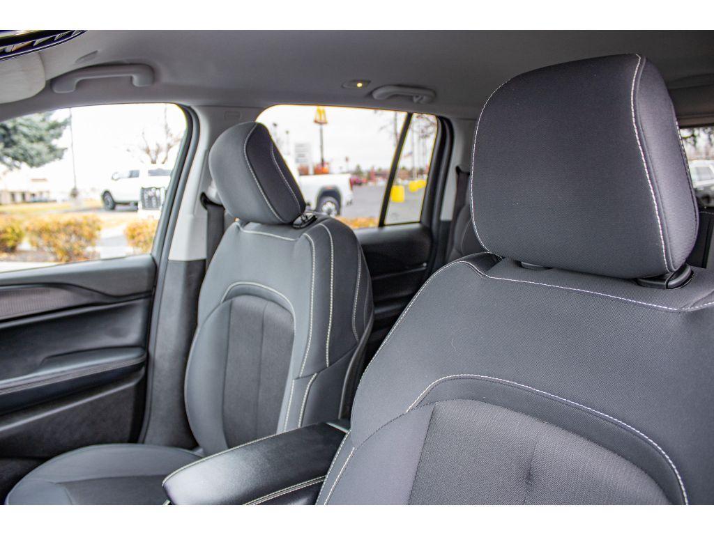 used 2023 Jeep Grand Cherokee car, priced at $24,000