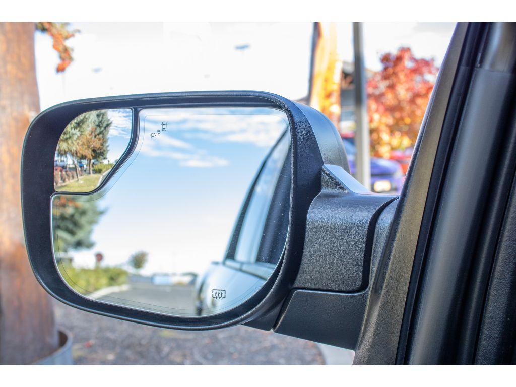 used 2021 Nissan Titan car, priced at $40,000