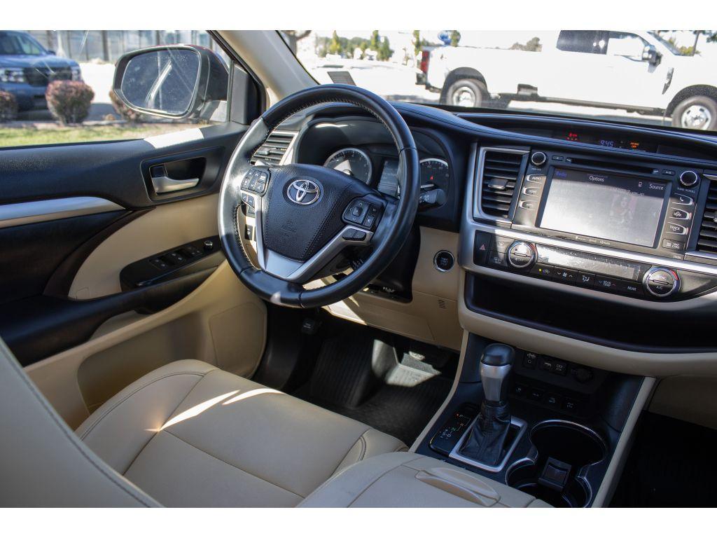 used 2019 Toyota Highlander car, priced at $29,000