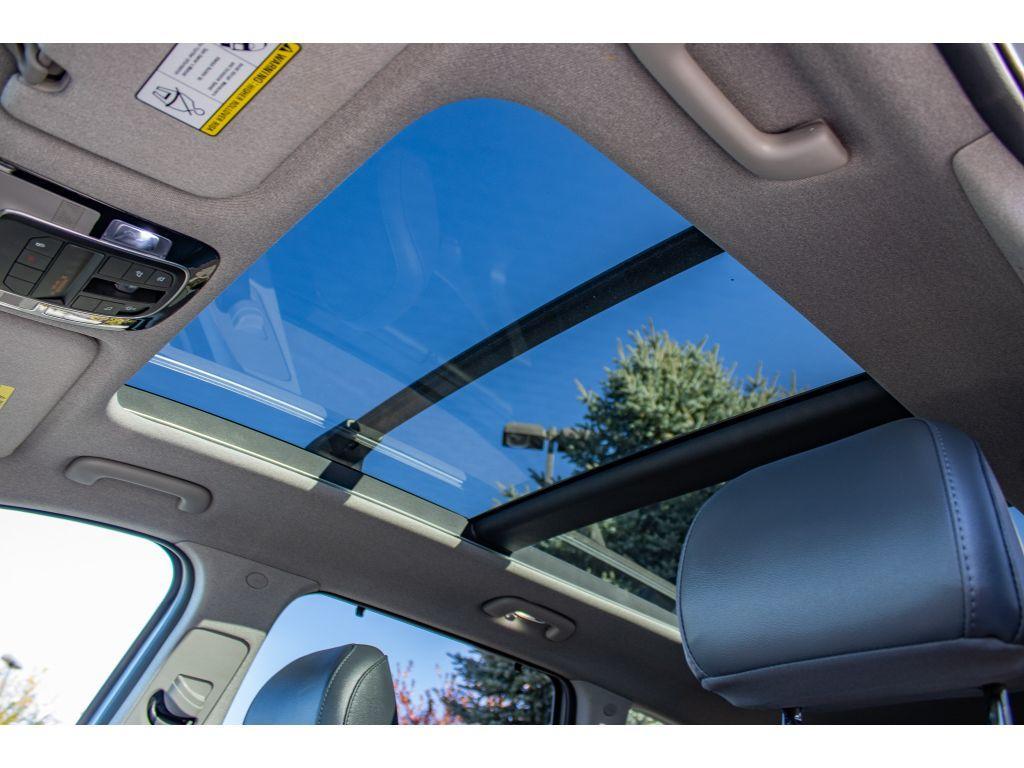 used 2021 Hyundai Santa Fe car, priced at $27,000