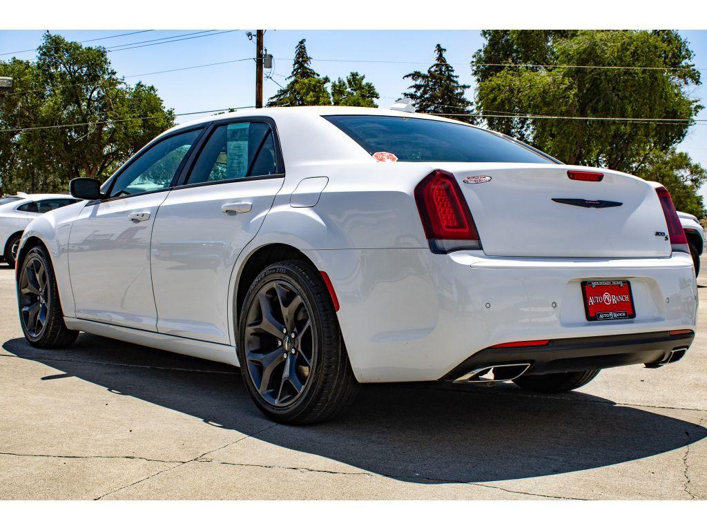 used 2021 Chrysler 300 car, priced at $25,000