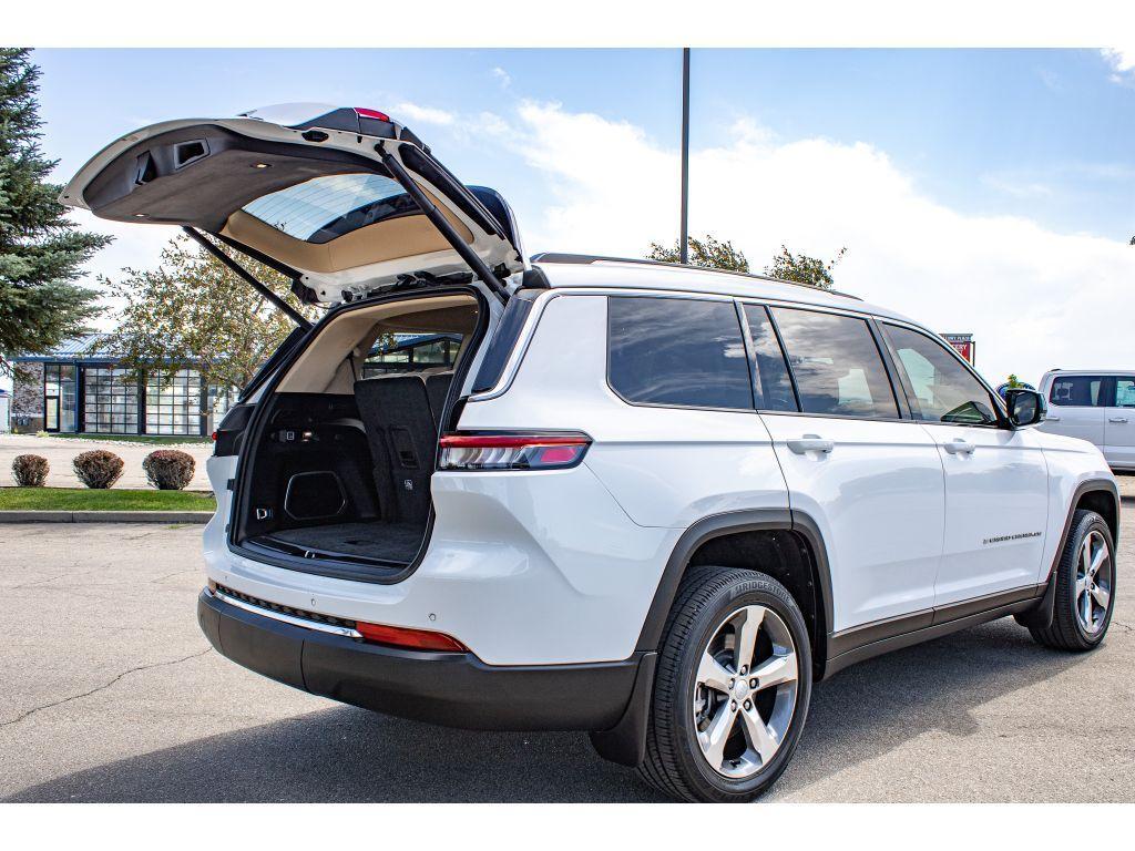 used 2021 Jeep Grand Cherokee L car, priced at $30,500