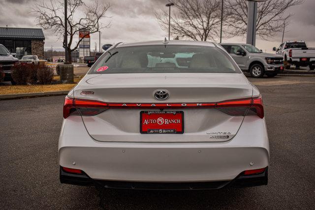 used 2020 Toyota Avalon Hybrid car