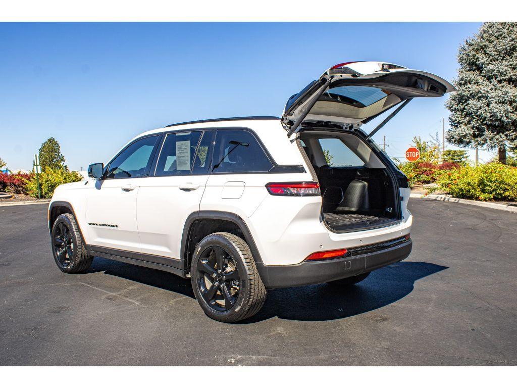 used 2023 Jeep Grand Cherokee car, priced at $30,911