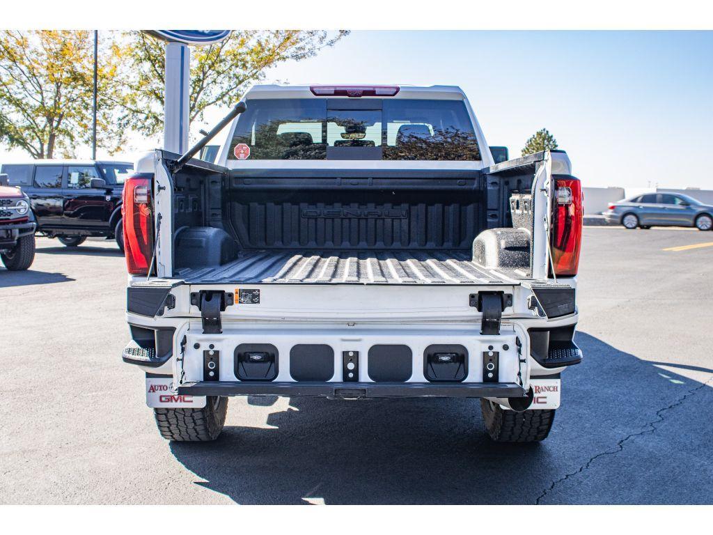 used 2024 GMC Sierra 2500 car, priced at $62,000