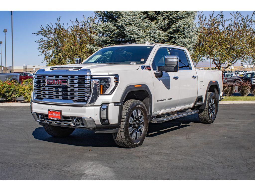 used 2024 GMC Sierra 2500 car, priced at $62,000