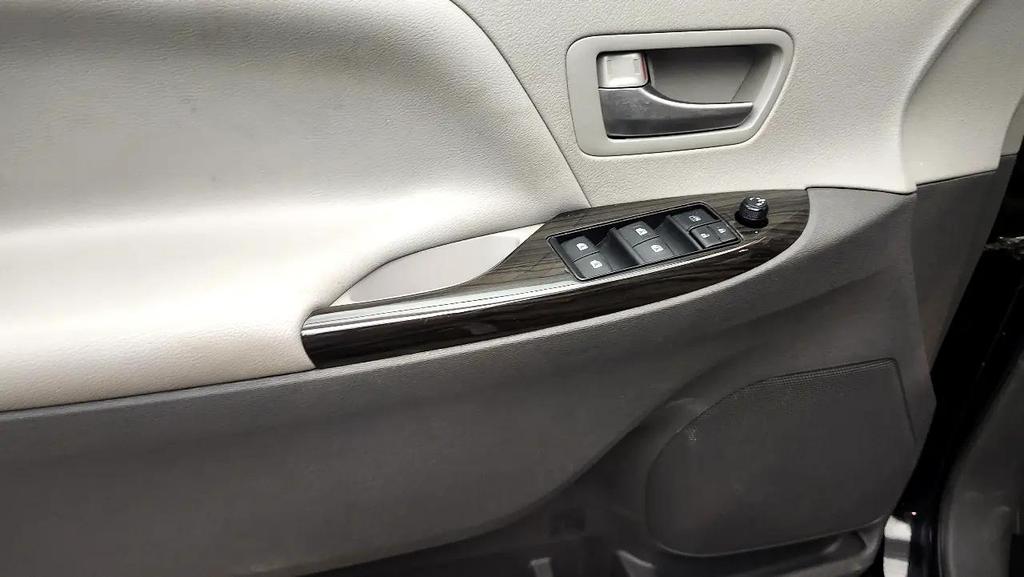 used 2016 Toyota Sienna car, priced at $16,495