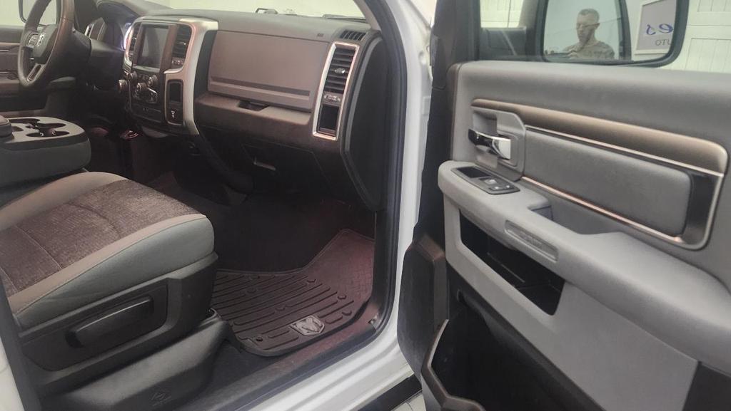used 2020 Ram 1500 Classic car, priced at $18,975