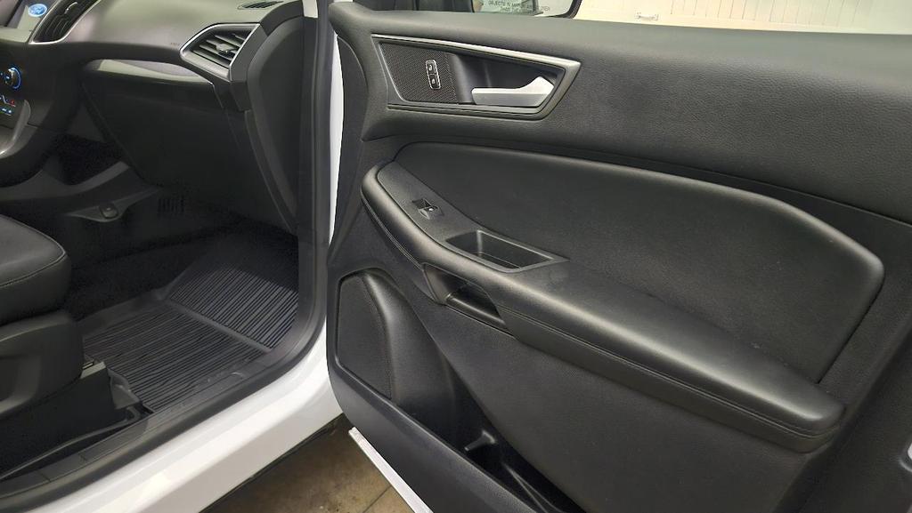 used 2020 Ford Edge car, priced at $14,495