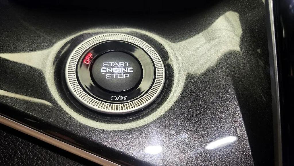 used 2021 Jeep Grand Cherokee L car, priced at $24,975