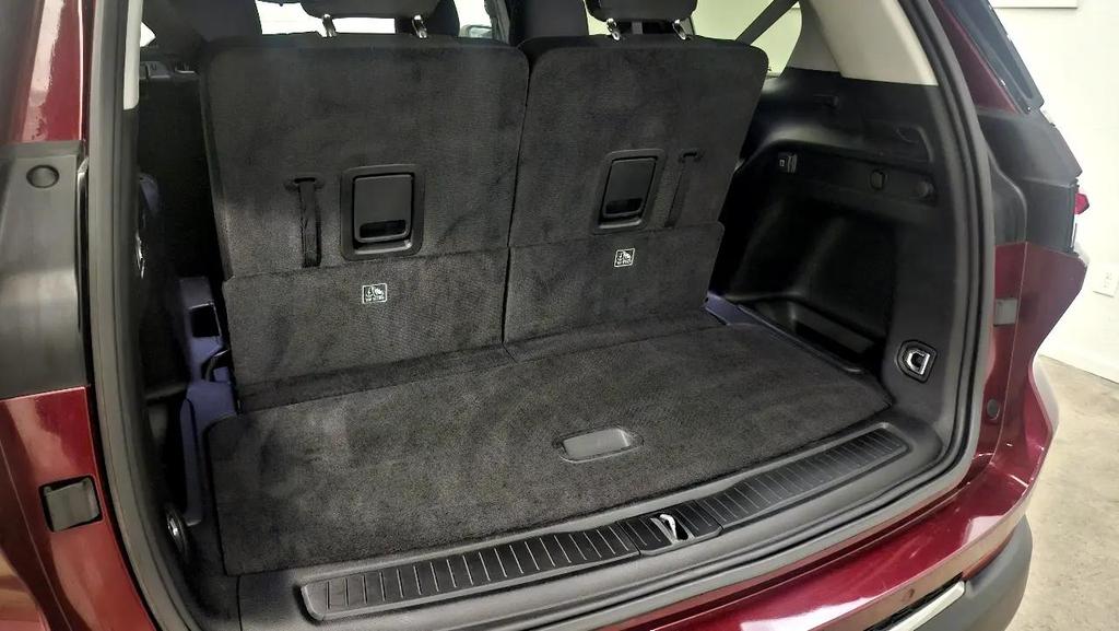 used 2021 Jeep Grand Cherokee L car, priced at $24,975