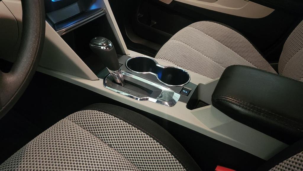 used 2017 Chevrolet Equinox car, priced at $10,895