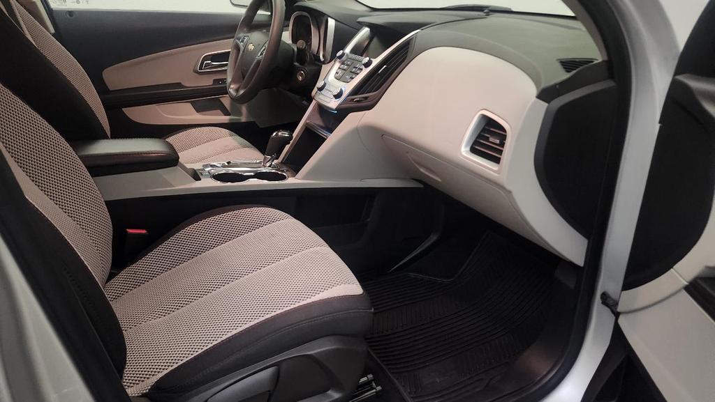 used 2017 Chevrolet Equinox car, priced at $10,895