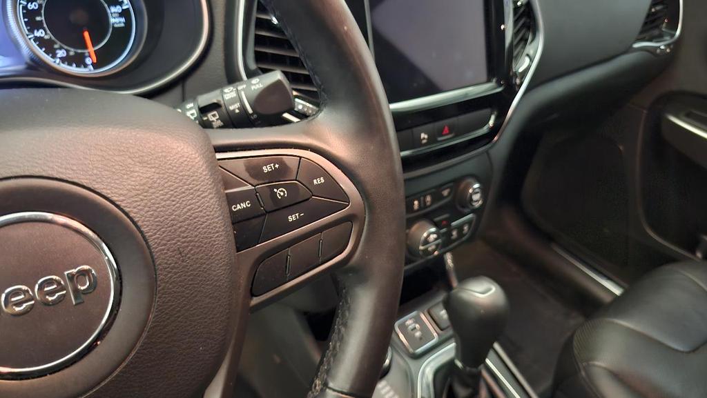 used 2019 Jeep Cherokee car, priced at $15,985