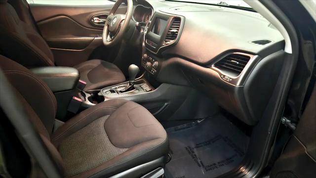 used 2020 Jeep Cherokee car, priced at $13,695
