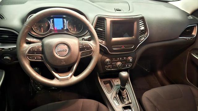 used 2020 Jeep Cherokee car, priced at $13,695