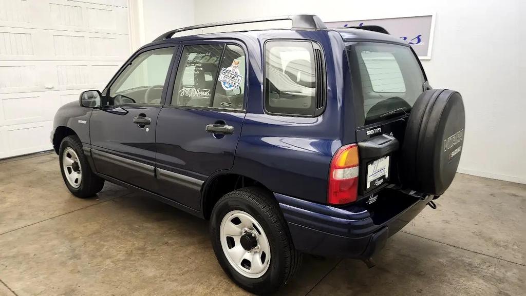 used 2002 Suzuki Vitara car, priced at $5,995