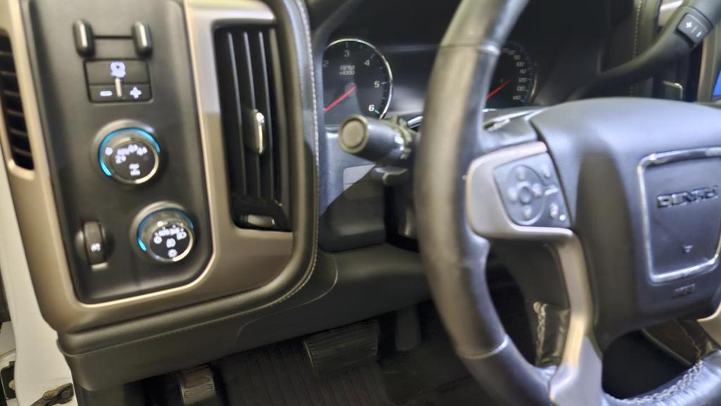 used 2018 GMC Sierra 1500 car, priced at $27,895