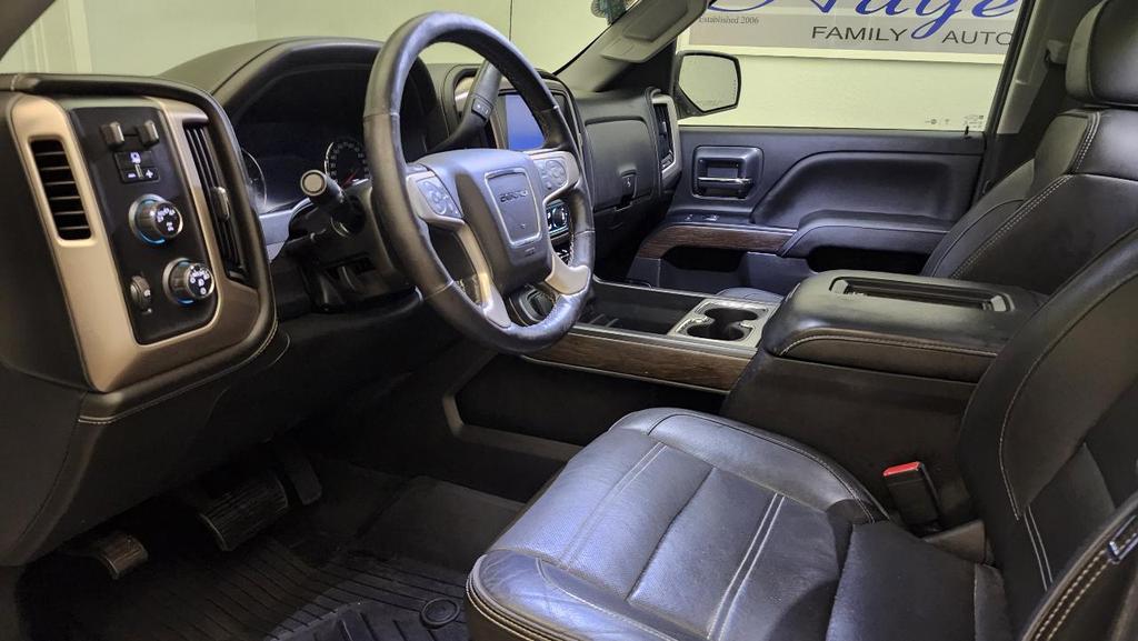 used 2018 GMC Sierra 1500 car, priced at $27,895